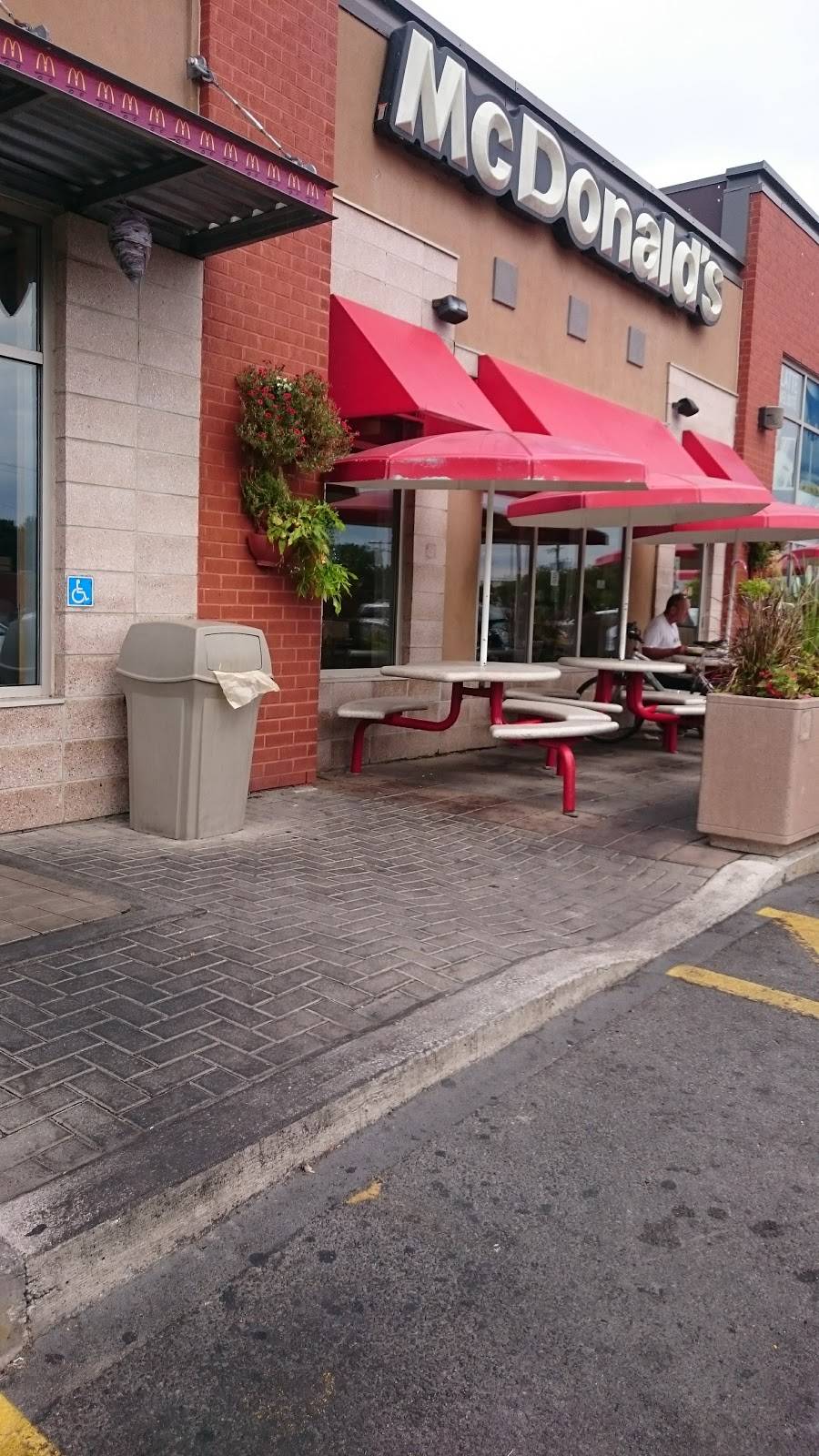 McDonalds | cafe | 430 28e Avenue, Lachine, QC H8S 3Z4, Canada | 5146375954 OR +1 514-637-5954