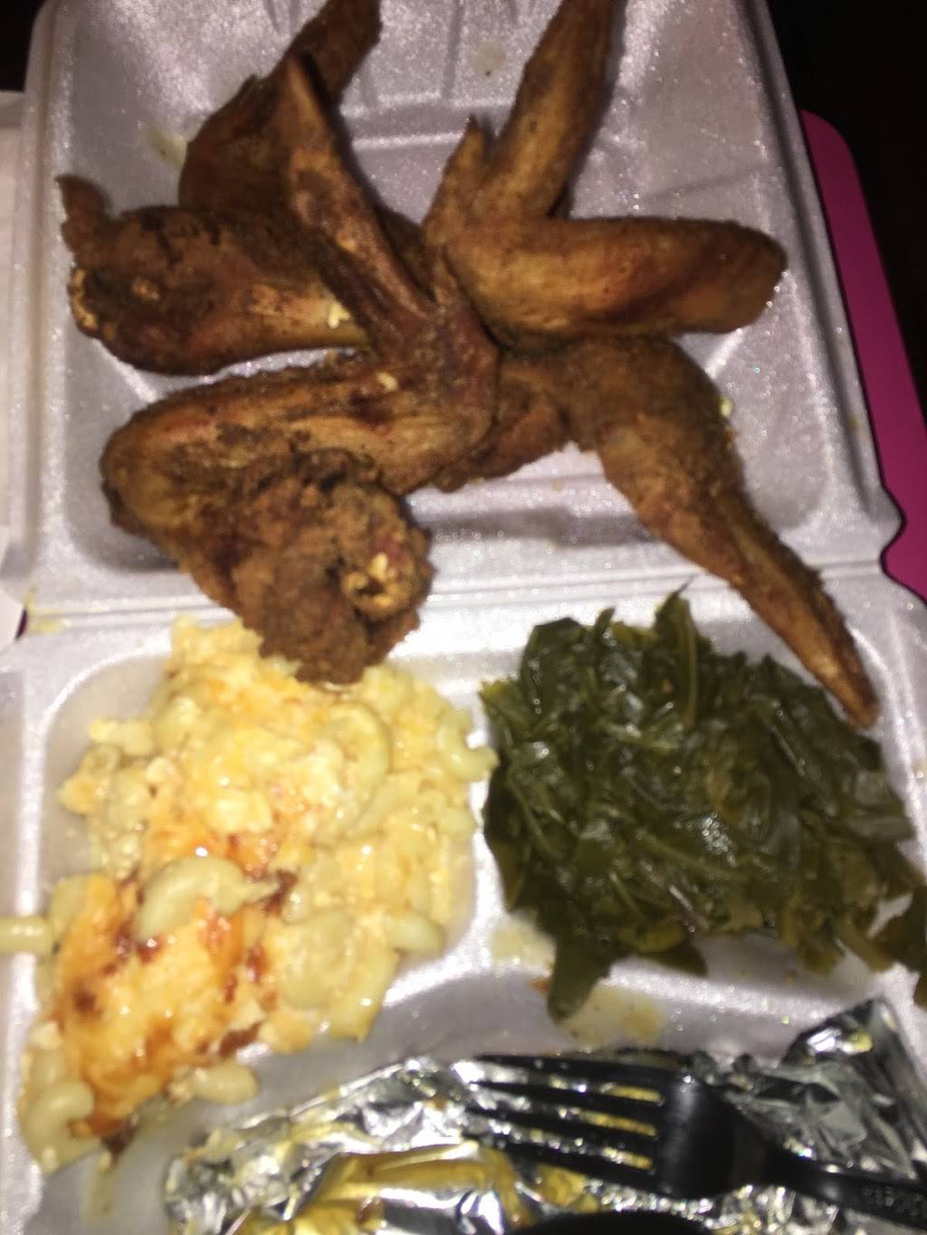 Brewtons Restaurant | restaurant | 2467 NJ-33, Neptune City, NJ 07753, USA | 7329220558 OR +1 732-922-0558