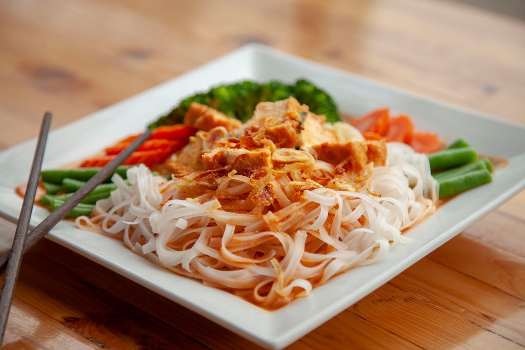 Sunees Thai & Lao Kitchen | meal delivery | 1400 SE Stark St, Portland, OR 97214, USA | 5032323957 OR +1 503-232-3957