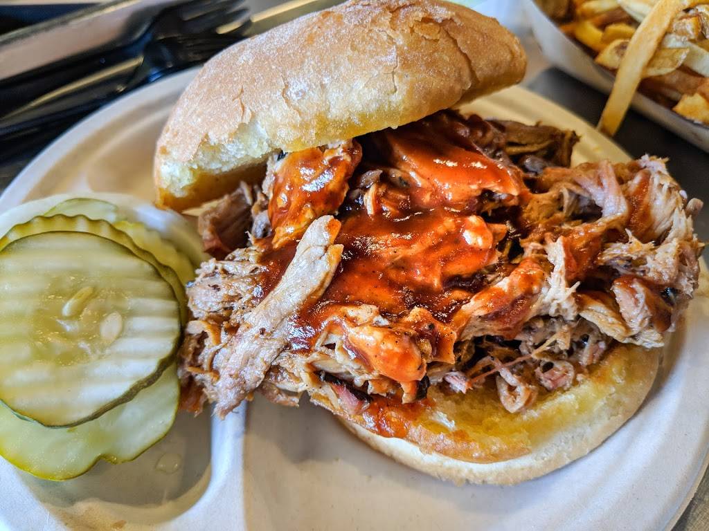 Northern Pine Brewing | restaurant | 326 N Horne St, Oceanside, CA 92054, USA | 7607541434 OR +1 760-754-1434