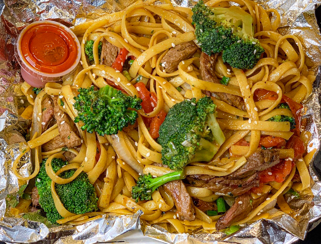 SB Munchiez | meal delivery | 3400 Calle Real, Santa Barbara, CA 93105, USA | 8055862525 OR +1 805-586-2525