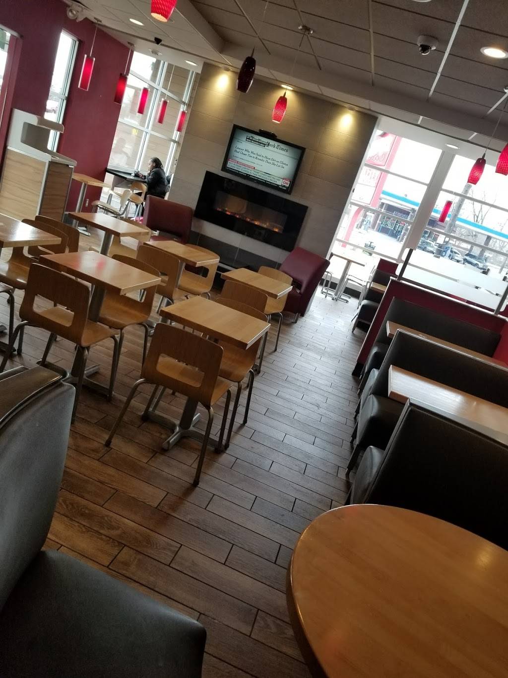 Wendys | restaurant | 9768 Grand River Ave, Detroit, MI 48204, USA | 3139315958 OR +1 313-931-5958
