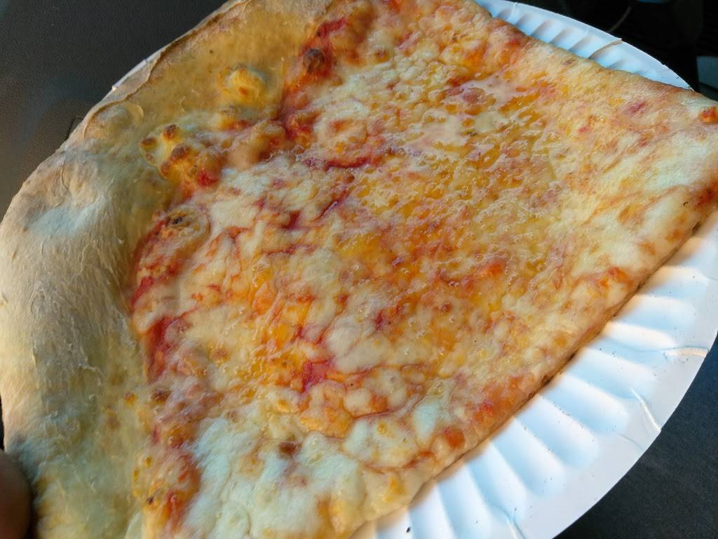 Toninos Place Pizzeria | meal delivery | 23351 Mulholland Dr, Woodland Hills, CA 91364, USA | 8185910600 OR +1 818-591-0600