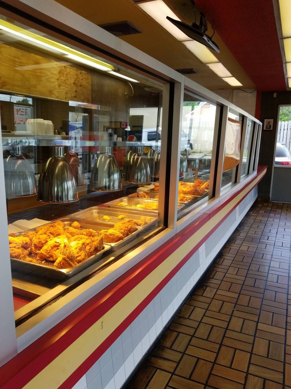 Richies Fast Food Restaurant | restaurant | 4871 Reading Rd, Cincinnati, OH 45237, USA | 5136411878 OR +1 513-641-1878