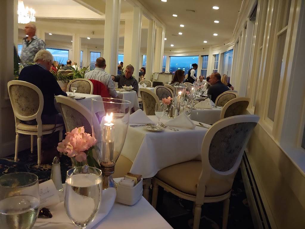 Reading Room Restaurant | restaurant | 1 Newport Dr, Bar Harbor, ME 04609, USA | 2072883351 OR +1 207-288-3351