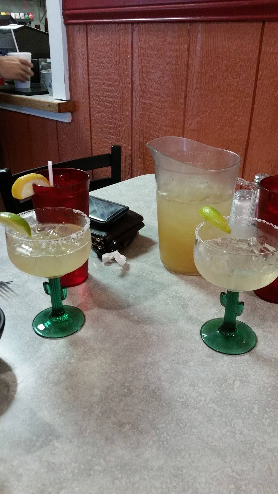 El Jaripeo | restaurant | 38 W Main St, New Palestine, IN 46163, USA | 3178619830 OR +1 317-861-9830