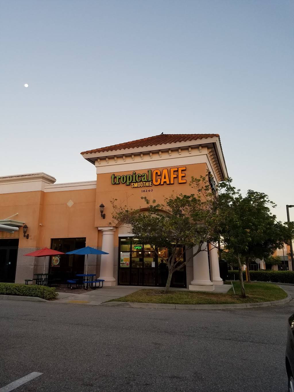 Tropical Smoothie Cafe | restaurant | 16240 Summerlin Rd #310, Fort Myers, FL 33908, USA | 2397718078 OR +1 239-771-8078