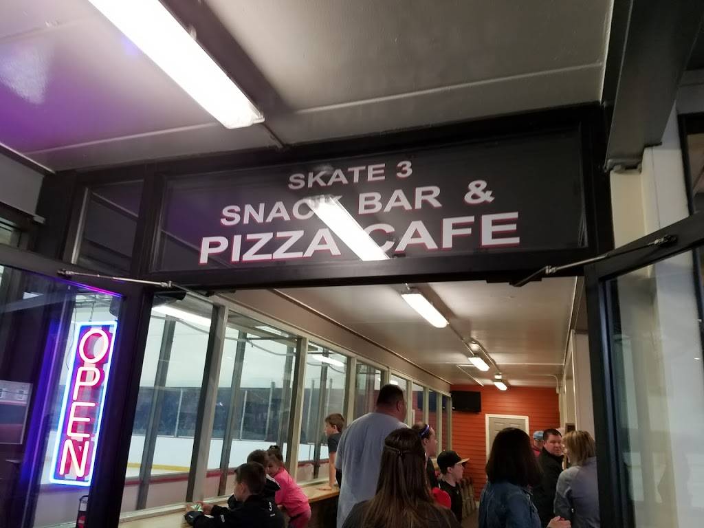 Skate Three Snack Bar | restaurant | 350 Middlesex Rd, Tyngsborough, MA 01879, USA | 9786494022 OR +1 978-649-4022