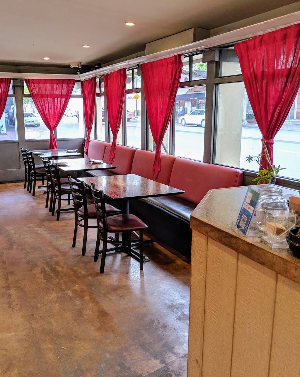 Stone Age Restaurant | restaurant | 415 N Milpas St, Santa Barbara, CA 93103, USA | 8059661088 OR +1 805-966-1088