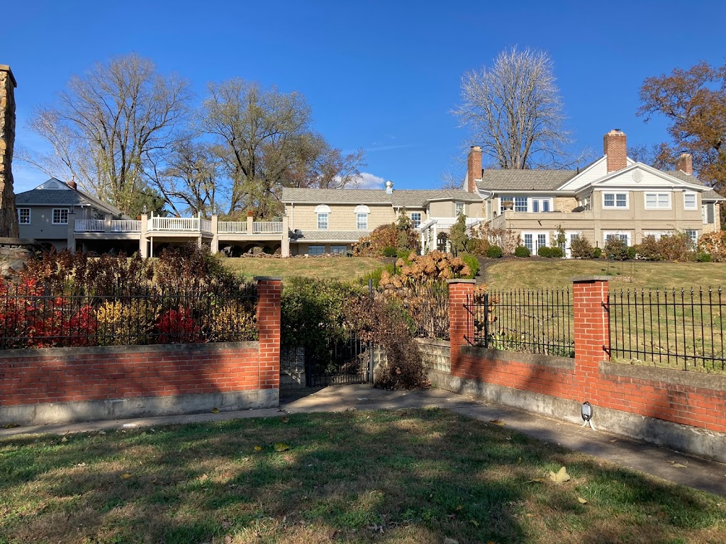 The Mirage Champagne Bar at the Selby 100 Mile House & Gardens | restaurant | 4866D US-52, Stout, OH 45684, USA | 7403578658 OR +1 740-357-8658