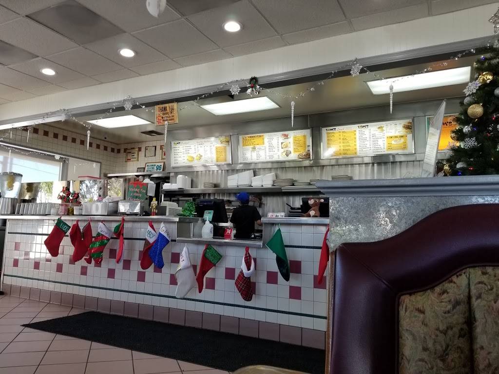 Toms Famous Family Restaurant | restaurant | 505 W 5th Ave, Escondido, CA 92025, USA | 7607372377 OR +1 760-737-2377