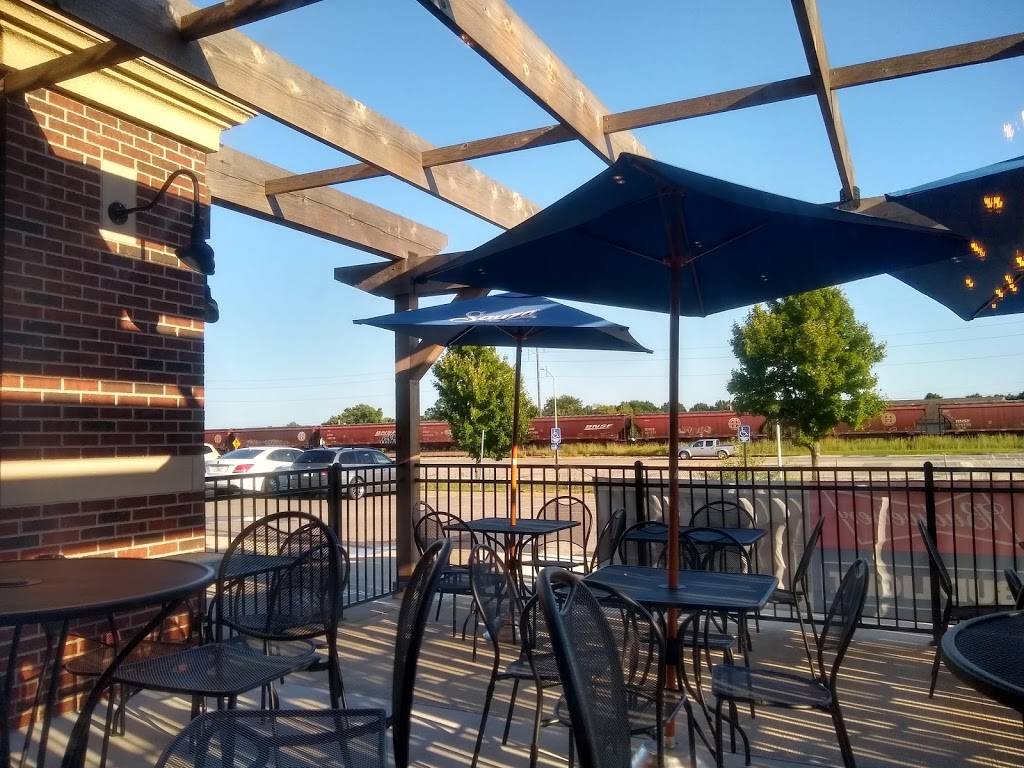 Planet Sub | restaurant | 921 E Lincoln Ln, Gardner, KS 66030, USA | 9136051068 OR +1 913-605-1068