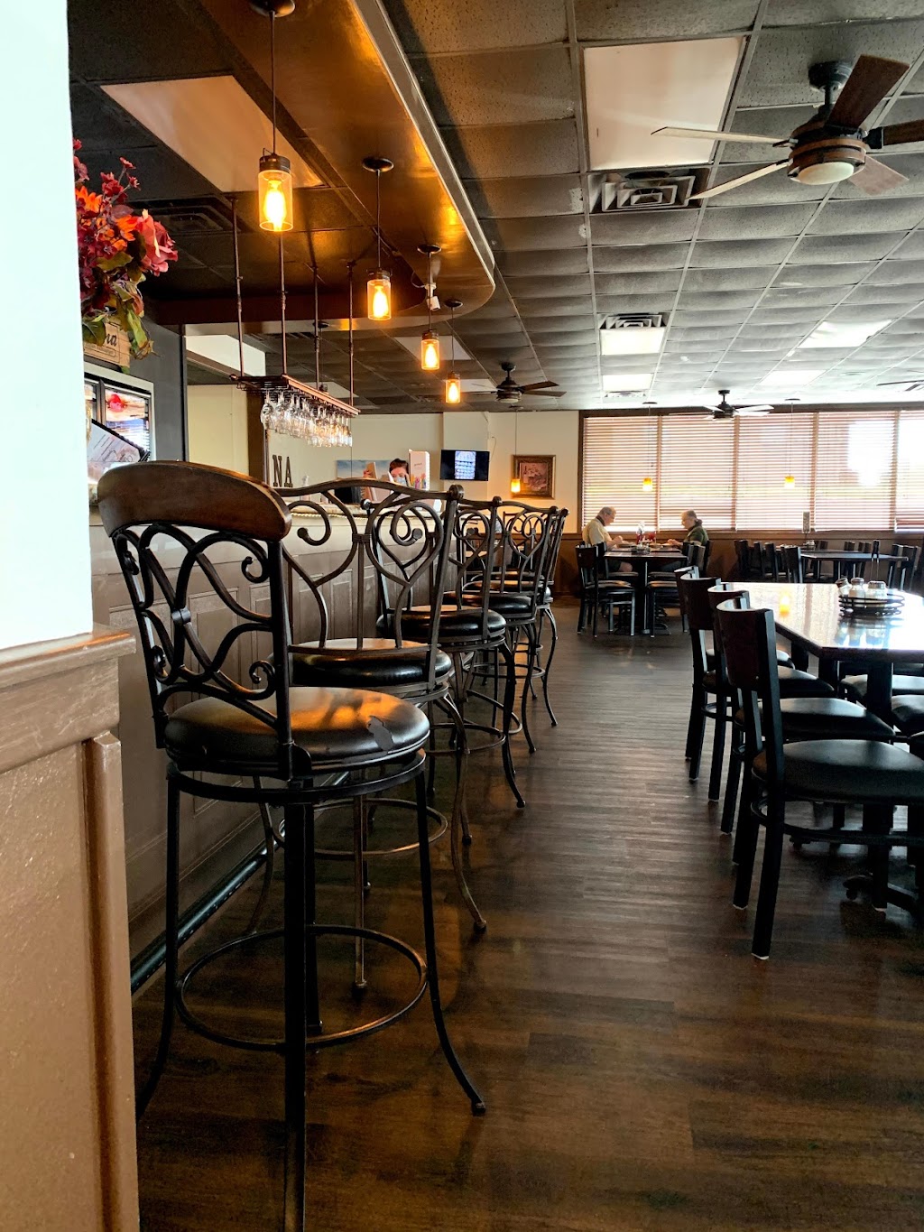 Verona Italian Restaurant | restaurant | 190 Skyline Dr, Conway, AR 72032, USA | 5013586801 OR +1 501-358-6801