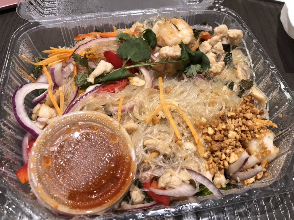 Thai Bamboo Bistro | restaurant | 2417 Park Ave, Tustin, CA 92782, USA | 7142590688 OR +1 714-259-0688