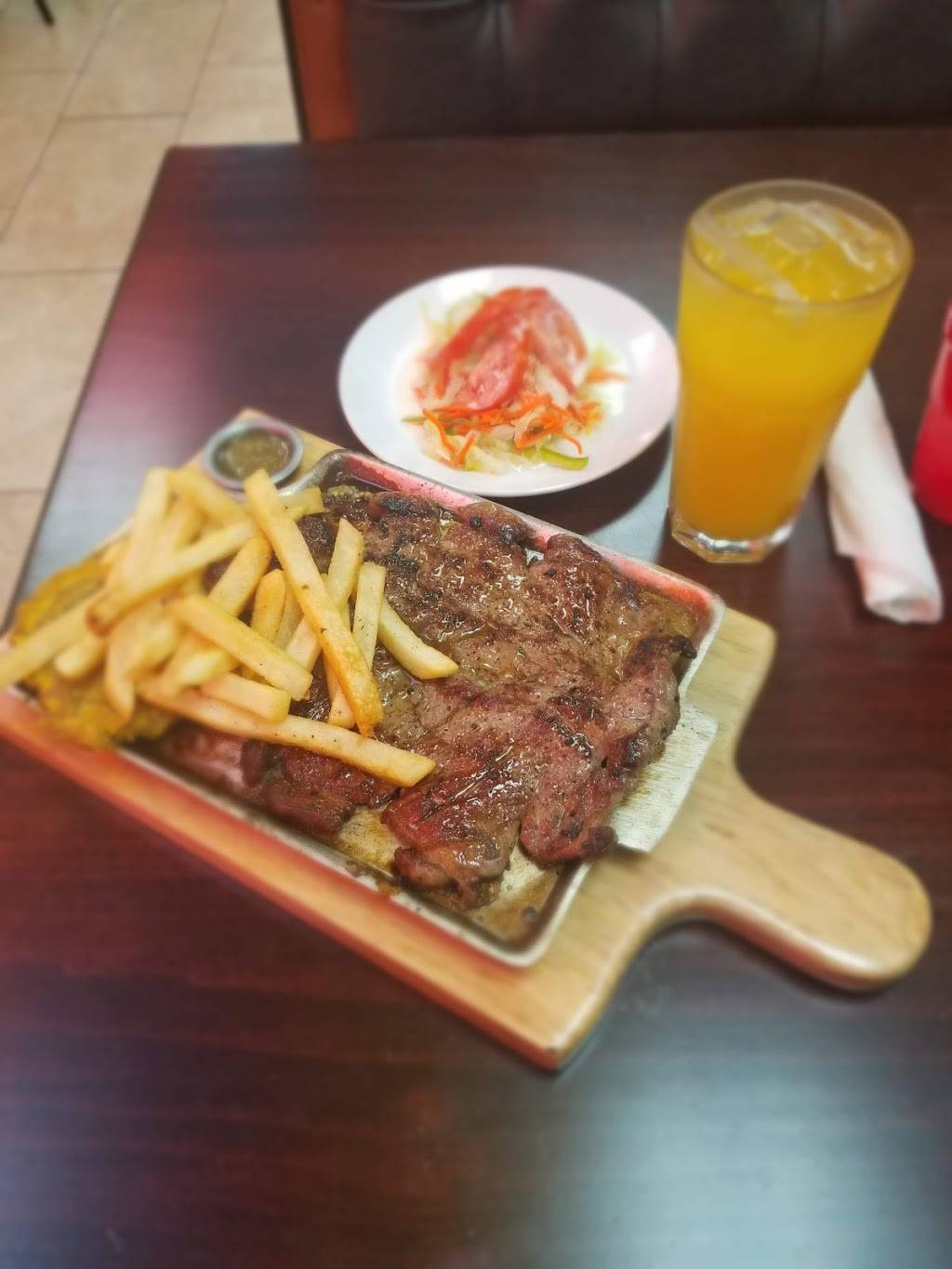 Mi Colombia Restaurante | restaurant | 1568 Bell Rd, Nashville, TN 37211, USA | 6159537004 OR +1 615-953-7004