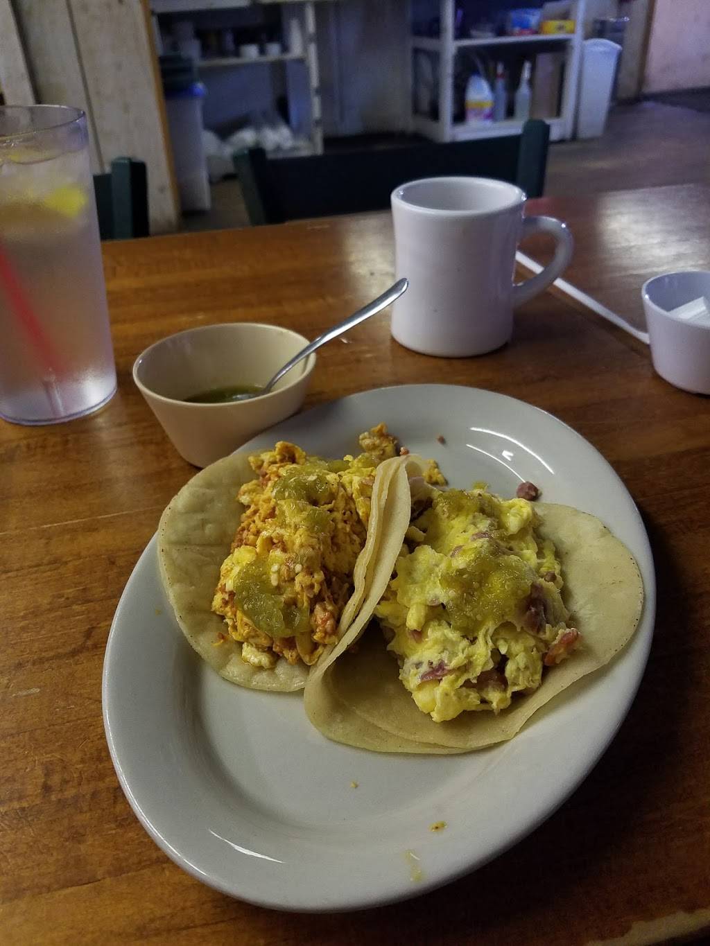 El Jacalito | restaurant | 1207 Cedar St, Bandera, TX 78063, USA | 8304603853 OR +1 830-460-3853