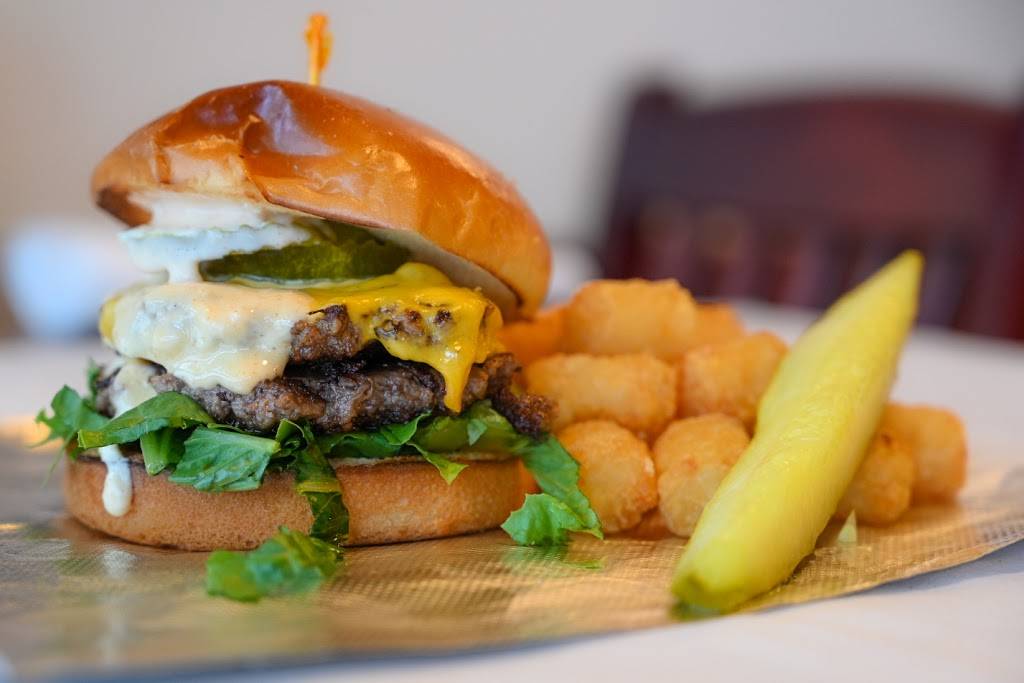 TwinsBurgers | restaurant | 8870 Darrow Rd, Twinsburg, OH 44087, USA | 3304053663 OR +1 330-405-3663