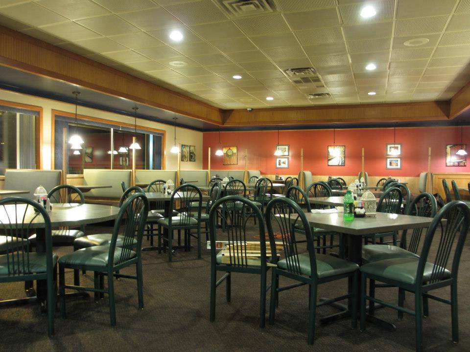 Villagers Restaurant | restaurant | 1121 N Saginaw St #7, Holly, MI 48442, USA | 2486342600 OR +1 248-634-2600