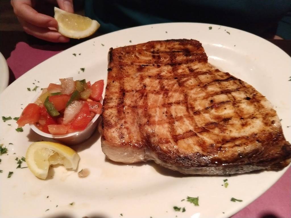 Dubes Seafood | restaurant | 317 Jefferson Ave, Salem, MA 01970, USA | 9787449531 OR +1 978-744-9531