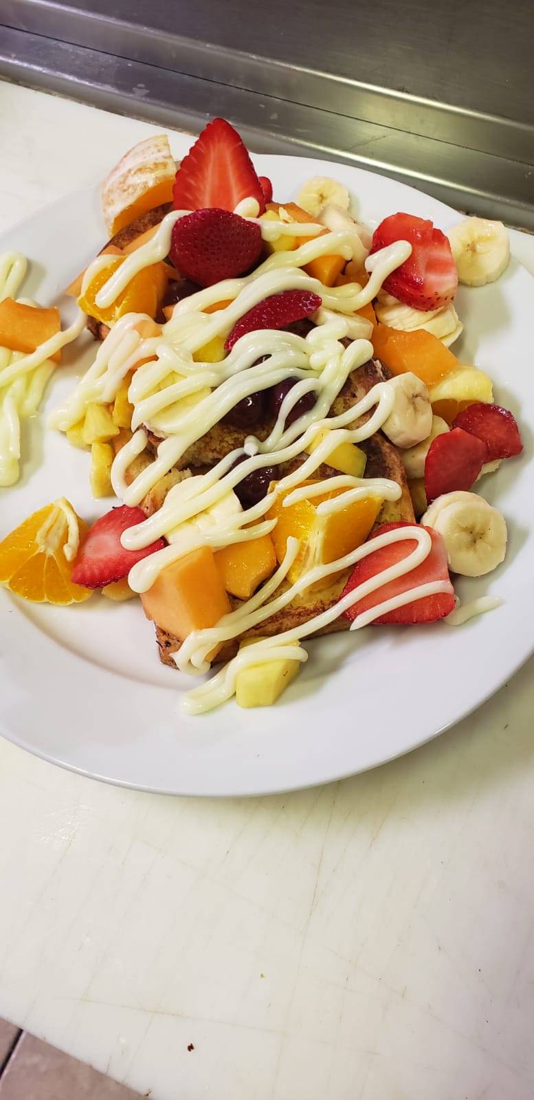 Le Déjeuner Révolution Wilou et Fils | restaurant | 5555 Boulevard des Laurentides, Laval, QC H7K 2K4, Canada | 4509371336 OR +1 450-937-1336