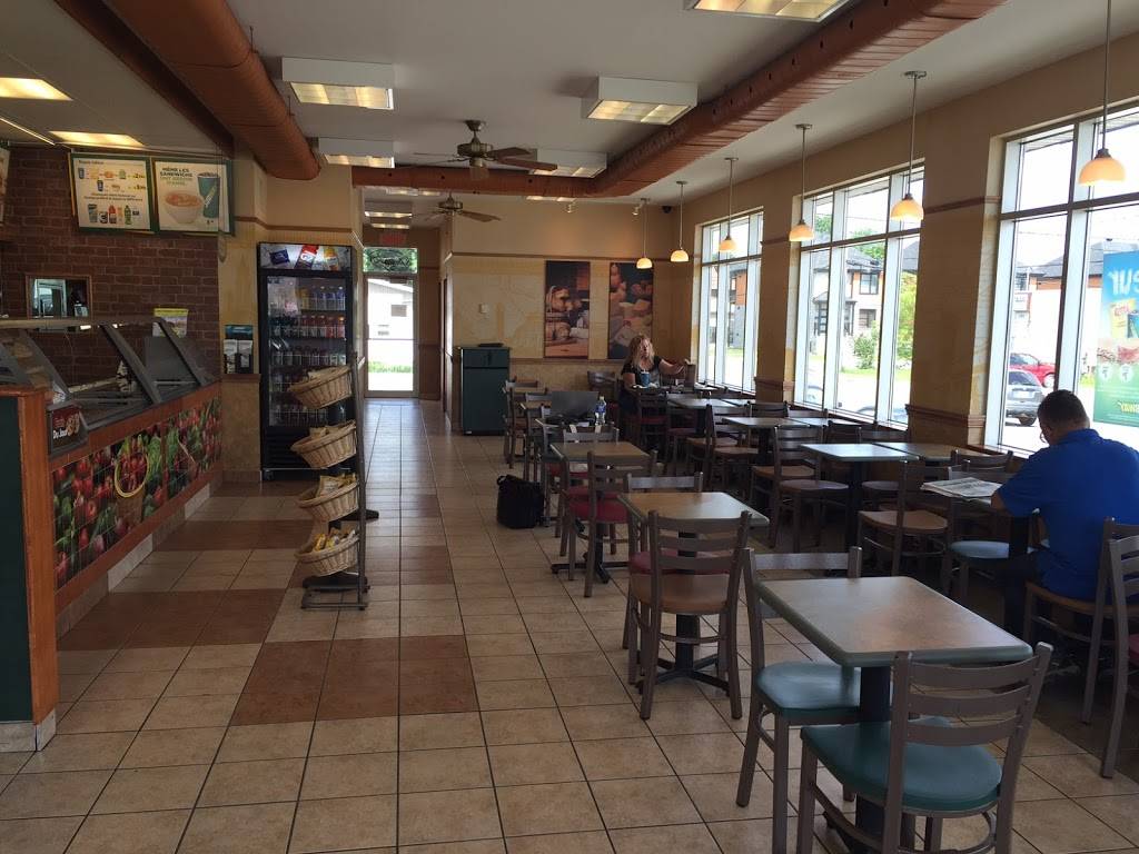 Subway | restaurant | 345 Boulevard des Laurentides, Saint-Jérôme, QC J7Z 4L8, Canada | 4504369466 OR +1 450-436-9466