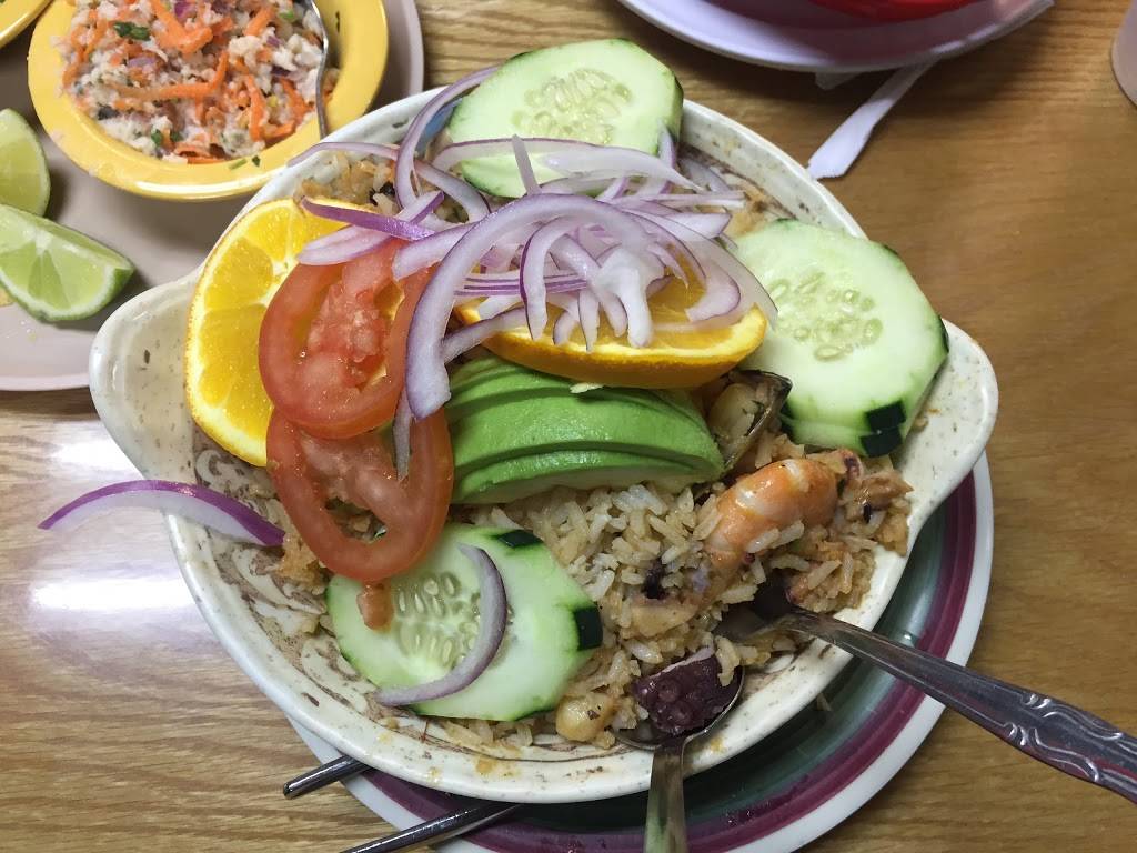 Las Islas Marias | restaurant | 4770 W Grand Ave, Chicago, IL 60639, USA | 7736378233 OR +1 773-637-8233