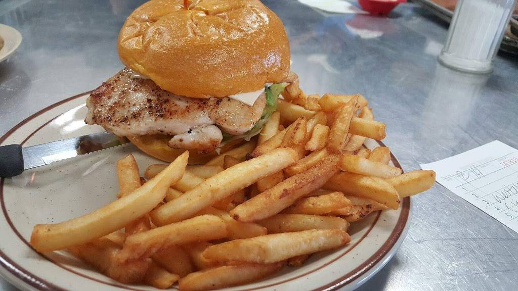 Marys Family Restaurant | restaurant | 307 N Coast Hwy, Oceanside, CA 92054, USA | 7607223052 OR +1 760-722-3052