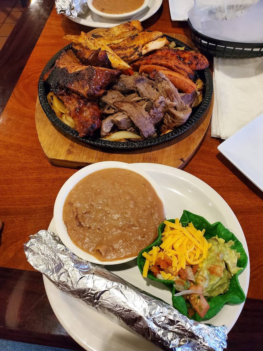 La Casa Mexican Restaurant | restaurant | 13990 W Main St, Larose, LA 70373, USA | 9856933001 OR +1 985-693-3001