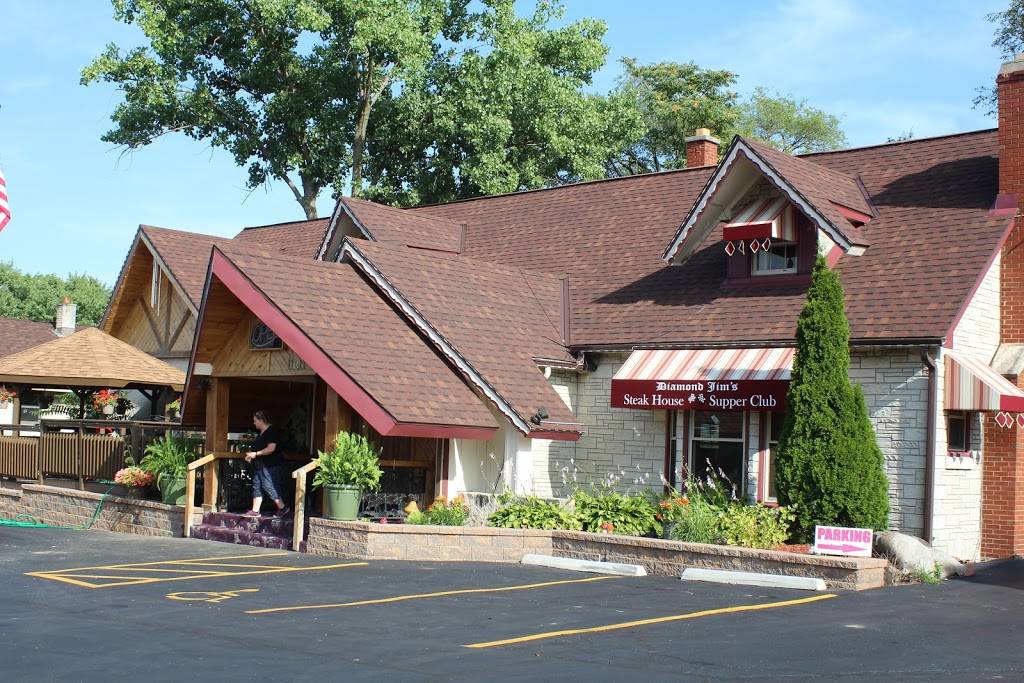 Diamond Jims Steakhouse | restaurant | 11811 Janesville Rd, Hales Corners, WI 53130, USA | 4144257777 OR +1 414-425-7777