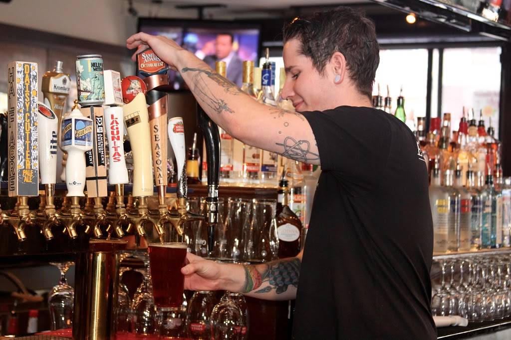 Emersons Ale House | restaurant | 113 S Emerson St, Mt Prospect, IL 60056, USA | 8478701996 OR +1 847-870-1996