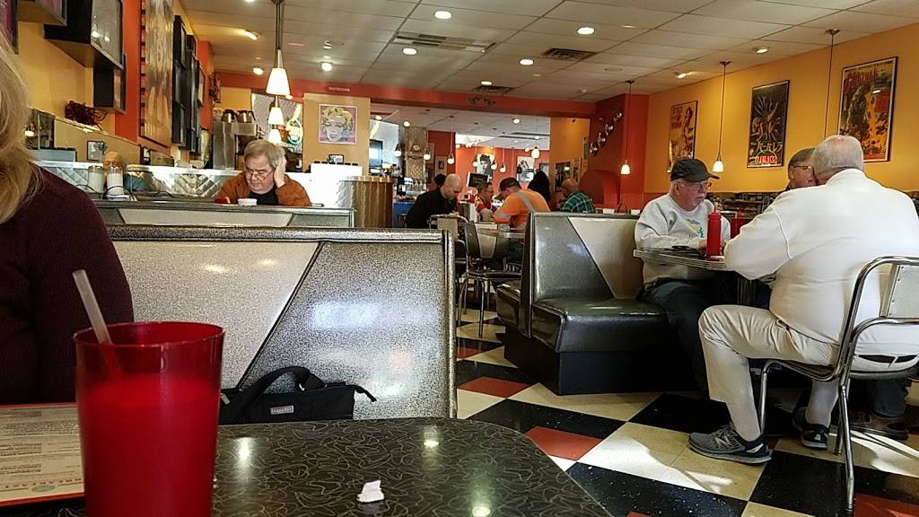 City Diner South Grand | restaurant | 3139 S Grand Blvd, St. Louis, MO 63118, USA | 3147726100 OR +1 314-772-6100