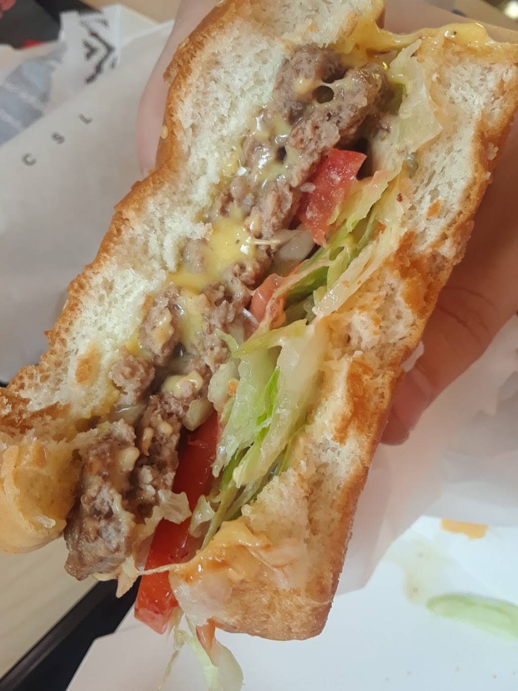 Del Taco | restaurant | 2933 N Chester Ave, Bakersfield, CA 93308, USA | 6612188135 OR +1 661-218-8135