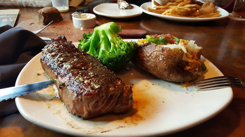 Outback Steakhouse | restaurant | 1757 Laskin Rd, Virginia Beach, VA 23454, USA | 7574225796 OR +1 757-422-5796