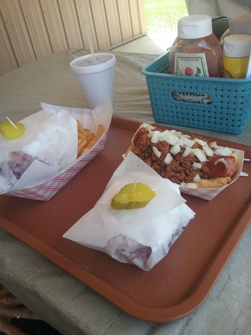 Hillsboro Drive In | restaurant | 515 Lake St, Hillsboro, WI 54634, USA | 6084893663 OR +1 608-489-3663