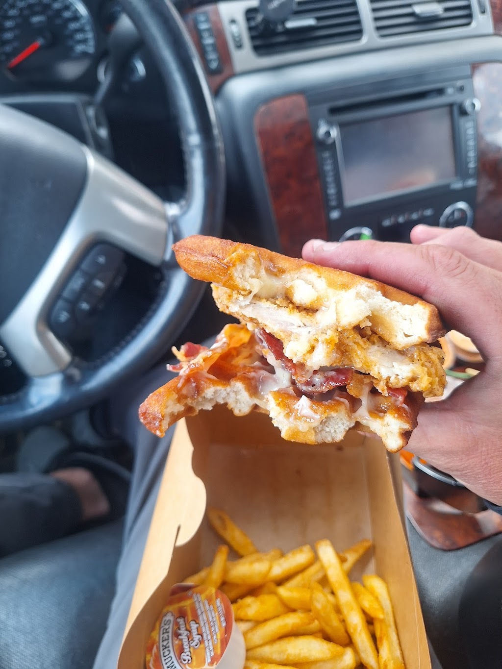 Raising Canes Chicken Fingers | restaurant | 90 Pleasant Valley St Suite 650, Methuen, MA 01844, USA | 9788482162 OR +1 978-848-2162