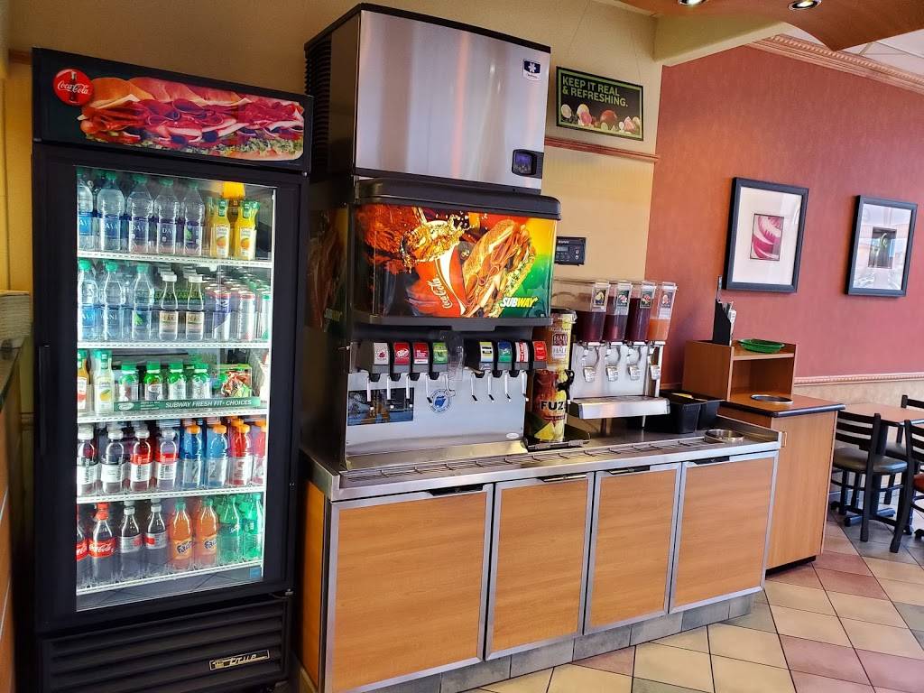 Subway Restaurants | restaurant | 2799 El Camino Real, Santa Clara, CA 95051, USA | 4082470109 OR +1 408-247-0109