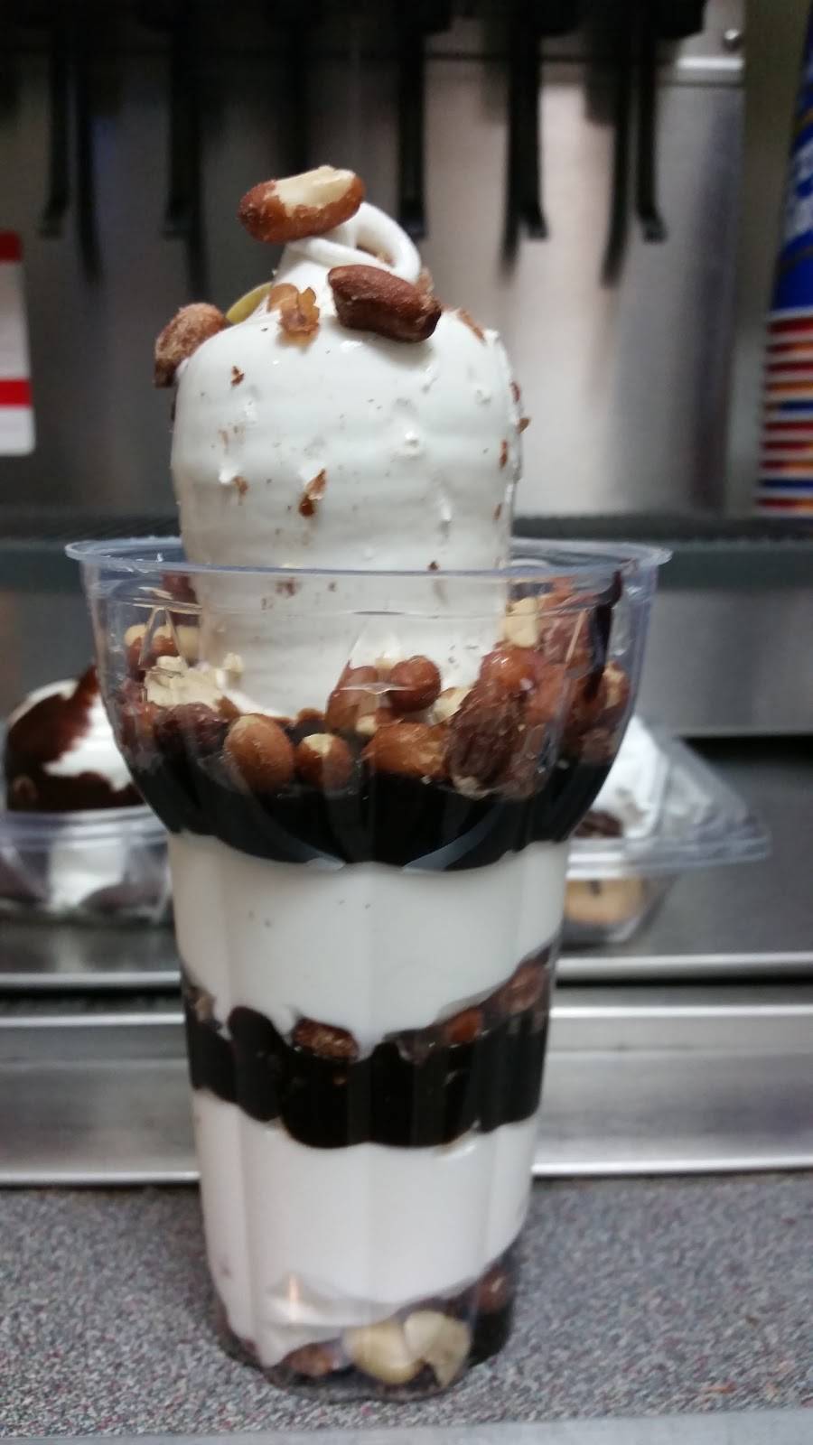 Dairy Queen Grill & Chill | restaurant | 9200 Little Rd, New Port Richey, FL 34654, USA | 7276972919 OR +1 727-697-2919