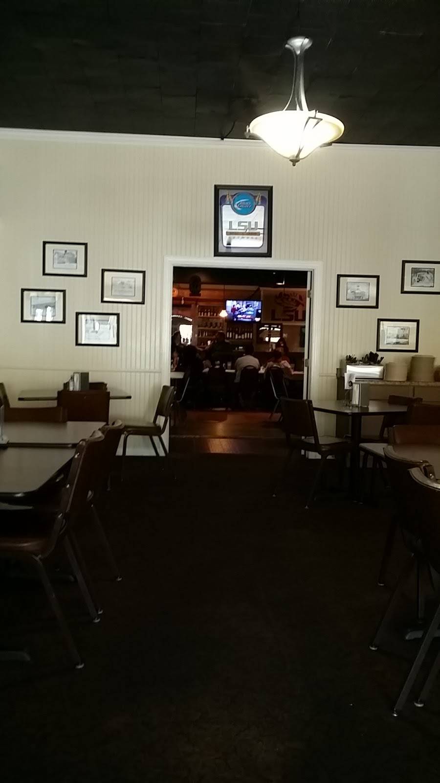 Main Street pub&grill | restaurant | 205 W Main St, Ville Platte, LA 70586, USA | 3373631001 OR +1 337-363-1001