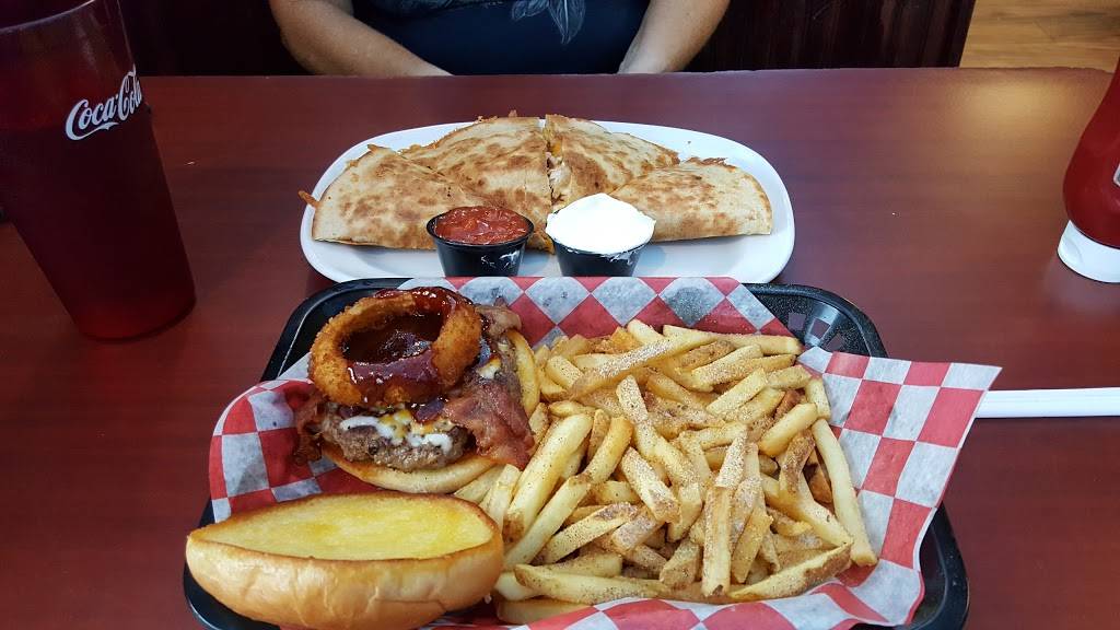 Billies Burgers and Beers | restaurant | 745 Columbus Ave, Lebanon, OH 45036, USA | 5132826777 OR +1 513-282-6777