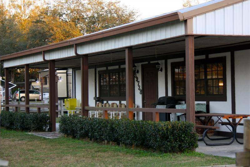 Zephyr Colony RV Park | restaurant | 39738 Co Rd 54, Zephyrhills, FL 33542, USA | 8137826097 OR +1 813-782-6097