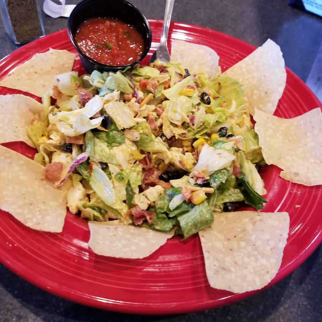 Louies Grill & Bar | restaurant | 1201 Northwest 178th Street, Highland Park Rd, Edmond, OK 73012, USA | 4053482288 OR +1 405-348-2288