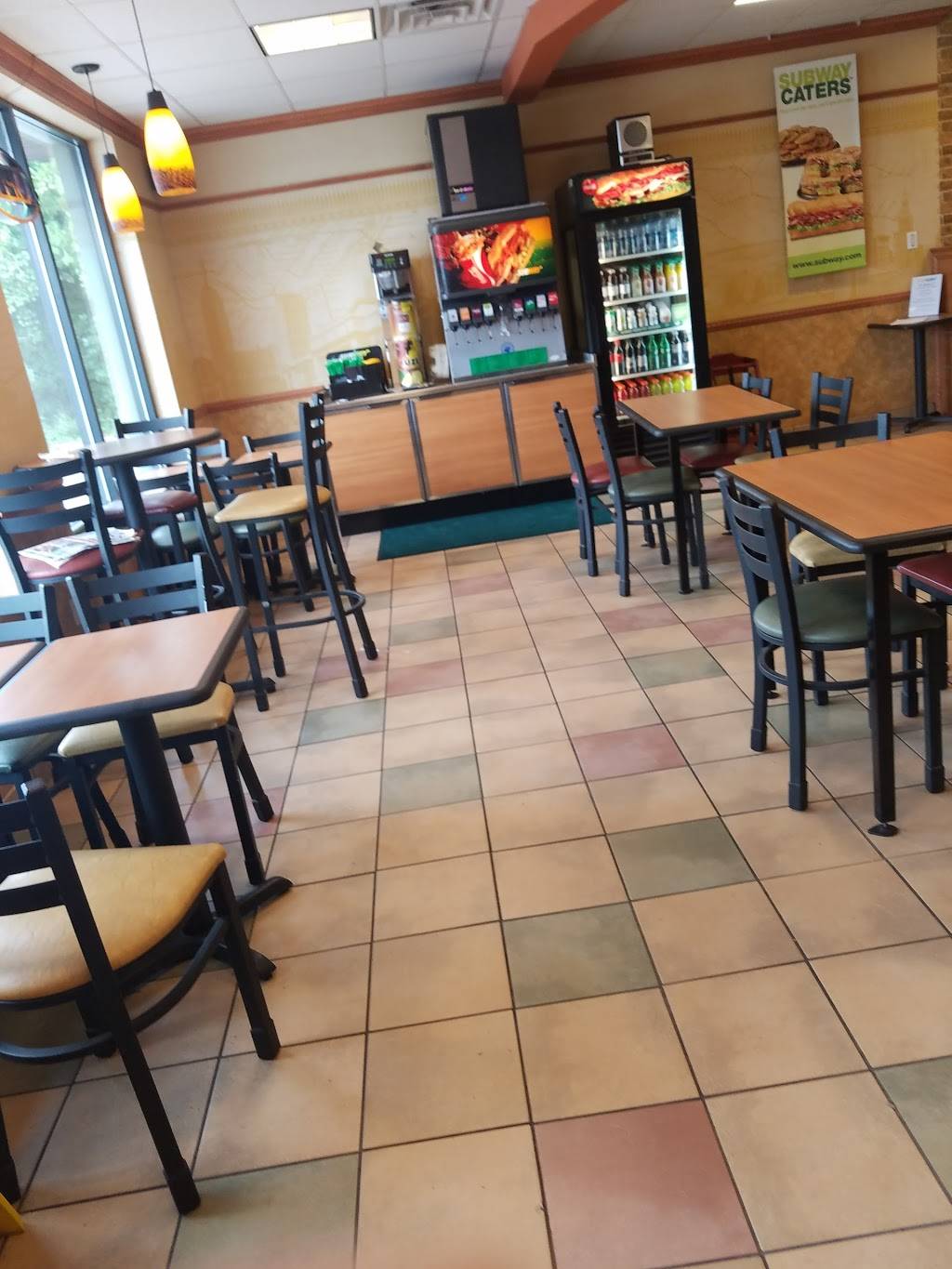 Subway | restaurant | 146 S Broadway, Saratoga Springs, NY 12866, USA | 5185879700 OR +1 518-587-9700