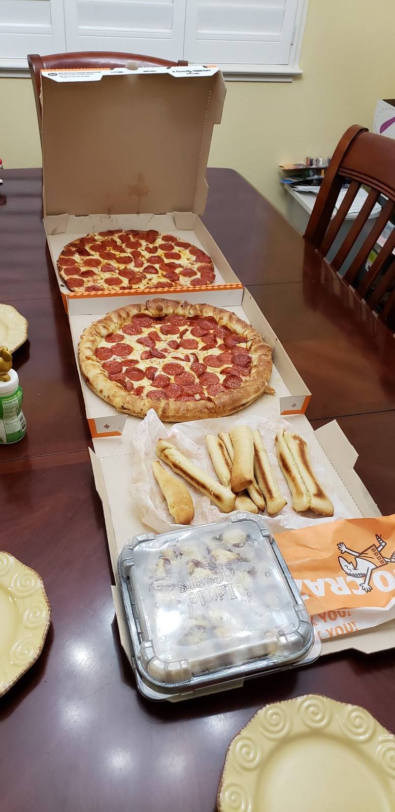 Little Caesars Pizza | meal takeaway | 417 E 18th St, Antioch, CA 94509, USA | 9257780555 OR +1 925-778-0555