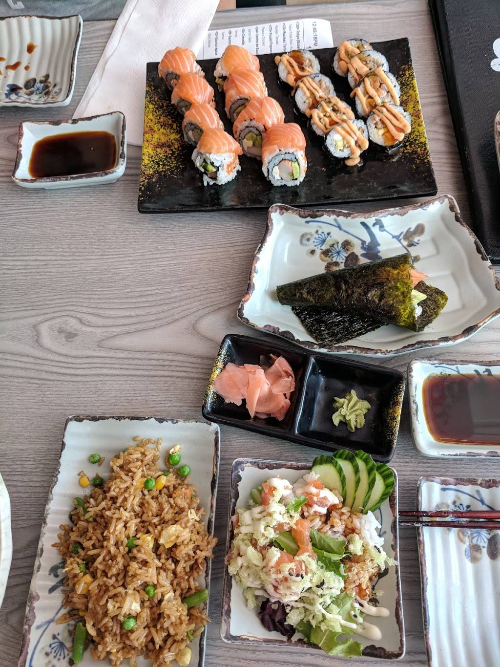 Sushi Sakura | restaurant | 3400 Chemin des Quatre-Bourgeois, Québec, QC G1W 2L3, Canada | 5819818008 OR +1 581-981-8008