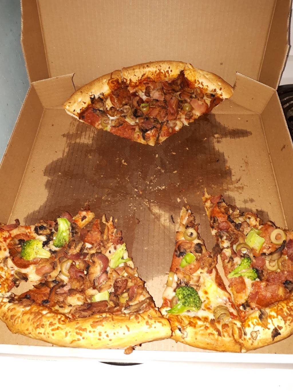 Kings Pizza | restaurant | 625 Greenhill Ave, Hamilton, ON L8K 5N8, Canada | 9055600777 OR +1 905-560-0777