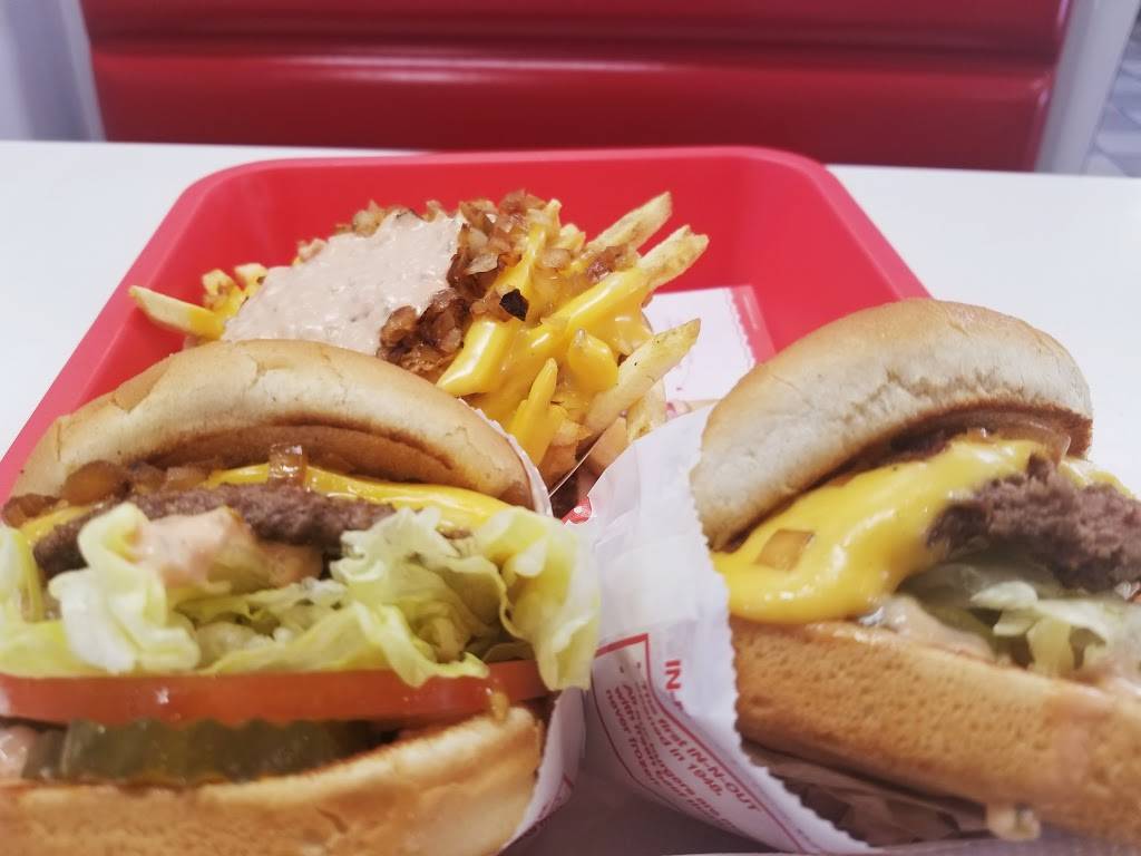 In-N-Out Burger | restaurant | 3640 Cahuenga Blvd, Los Angeles, CA 90068, USA | 8007861000 OR +1 800-786-1000