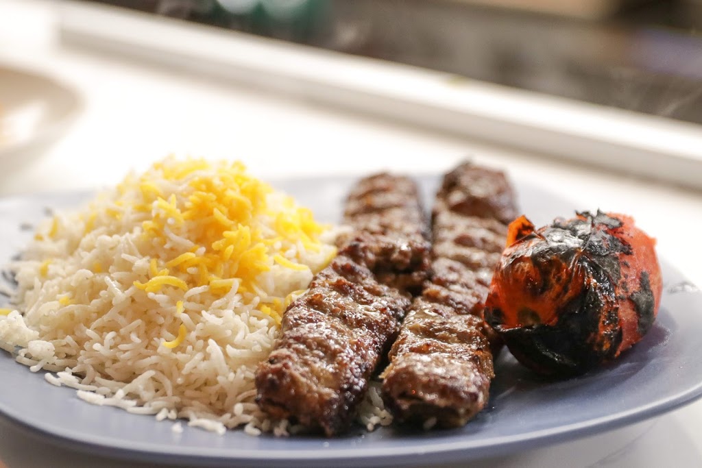 Lily’s Restaurant & Lounge | restaurant | 321 Pharr Rd NE A, Atlanta, GA 30305, USA | 4702404172 OR +1 470-240-4172