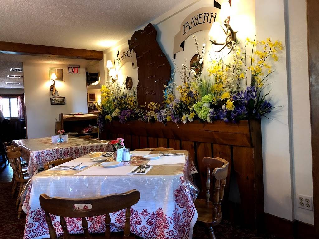 Gasthaus Bavarian Hunter | restaurant | 8390 Lofton Ave N, Stillwater, MN 55082, USA | 6514397128 OR +1 651-439-7128