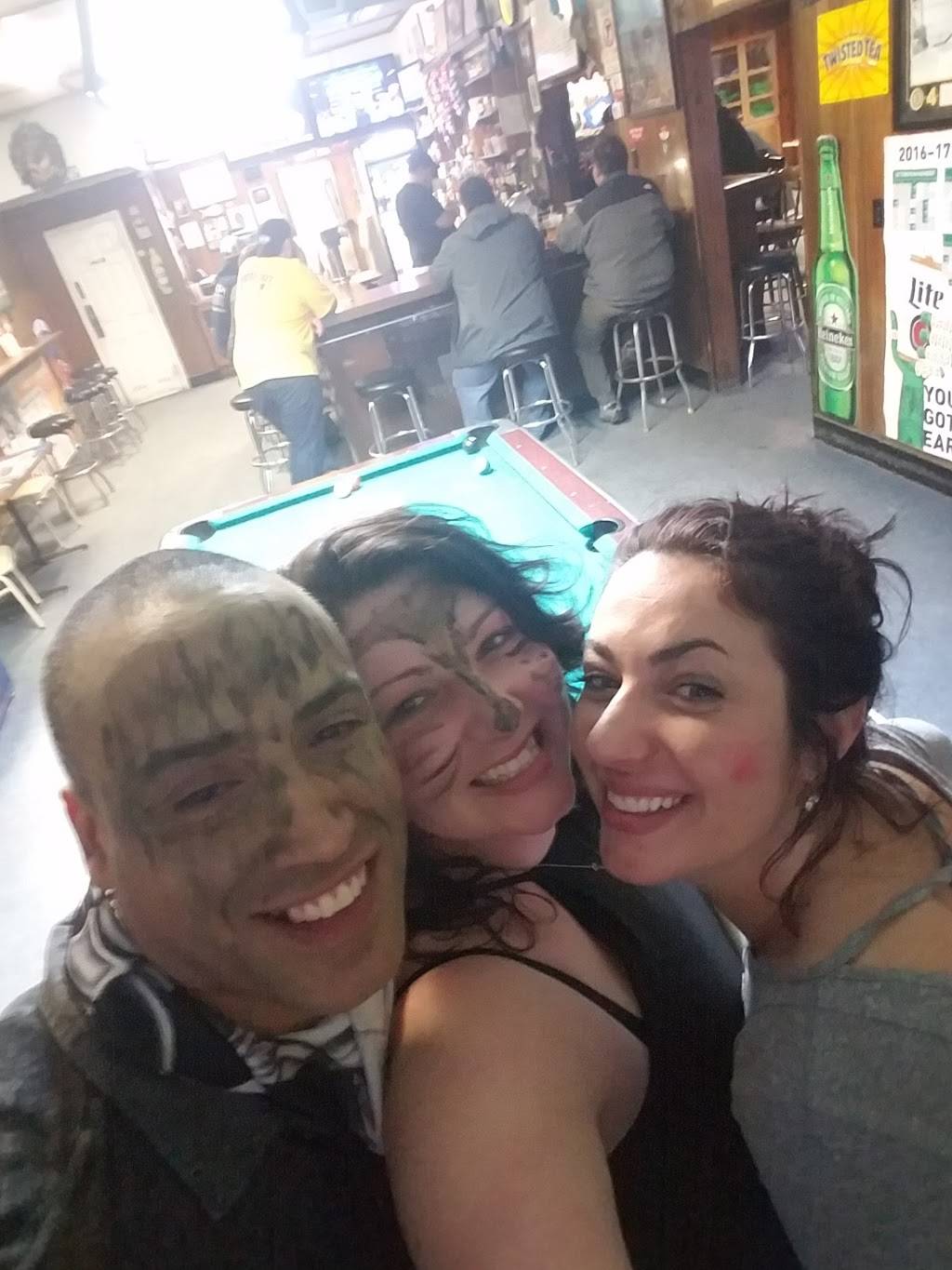 Prattys CAV | restaurant | 10 Parker St, Gloucester, MA 01930, USA | 9782839700 OR +1 978-283-9700