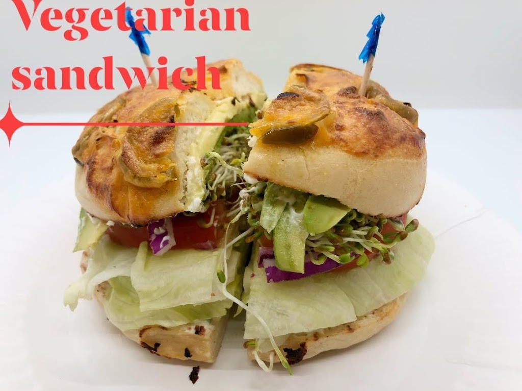 Happy Donuts & Bagels | bakery | 628 S State St, Ukiah, CA 95482, USA | 7074623500 OR +1 707-462-3500